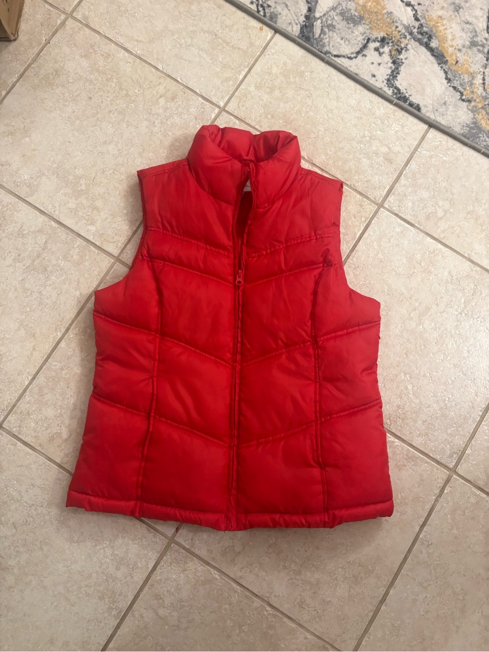 Merona Red Quilted Puffer Vest medium
